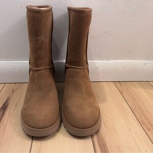 UGG Classic femme short boot